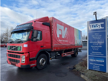 Камион со церада VOLVO FM