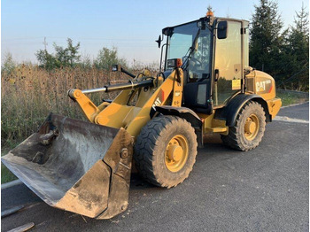 Натоварувач на тркала CAT 906H: слика 2