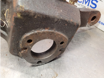 Предна оска Fiat 980, 90-90, 100-90, 110-90 Front Axle Swivel Housing Lhs 5127196: слика 3