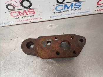 Предна оска за Трактор Ford Tw 20 Front Axle Arm Support Lhs 81927839, Zp1927839, 668353085, Zp1927087, 81927087: слика 2