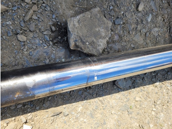 Хидрауличен цилиндар за Багер Hyundai Hx220lc Boom Lift Ram Cylinder 31k6-50110, 31k6-50120, 31y1-45410: слика 3 Хидрауличен цилиндар за Багер Hyundai Hx220lc Boom Lift Ram Cylinder 31k6-50110, 31k6-50120, 31y1-45410: слика 3