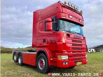 Камион влекач SCANIA R164