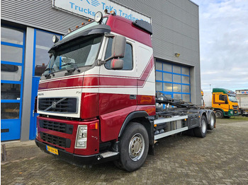 Камион со кабелски систем VOLVO FH 520