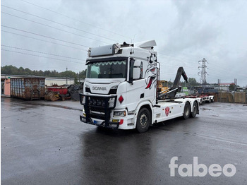 Камион со кука за подигање SCANIA R 500
