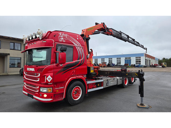 Камион со кука за подигање SCANIA P 400