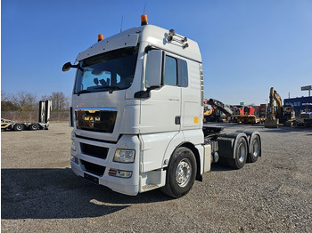 Камион влекач MAN TGX 33.540