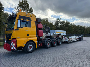 Полуприколка за низок утовар GOLDHOFER STZ