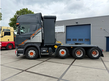 Камион влекач SCANIA R 580