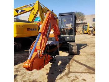 Багер гасеничар DOOSAN DH60