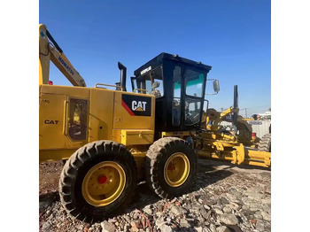 Порамнувач CATERPILLAR 140K