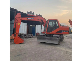 Багер DOOSAN