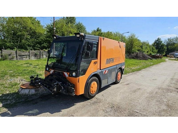 Возило за метење Mfh 5500 sweeper - with air conditionier: слика 2 Возило за метење Mfh 5500 sweeper - with air conditionier: слика 2