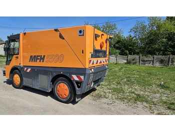 Возило за метење Mfh 5500 sweeper - with air conditionier: слика 4 Возило за метење Mfh 5500 sweeper - with air conditionier: слика 4