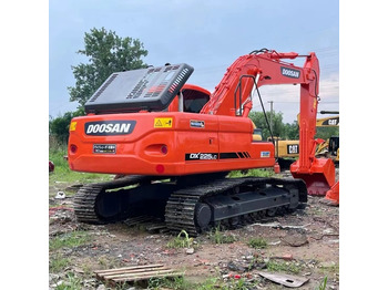 Багер гасеничар DOOSAN DX225