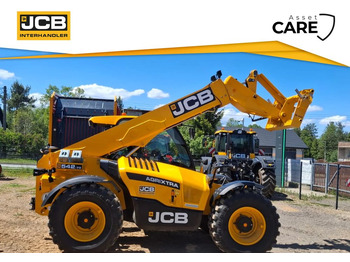 Телескопски ракувач JCB
