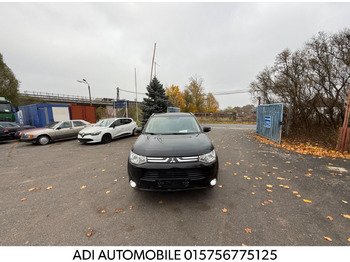 SUV MITSUBISHI
