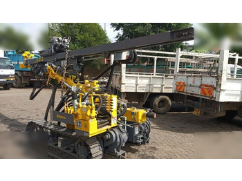 Машина за бушење EPIROC