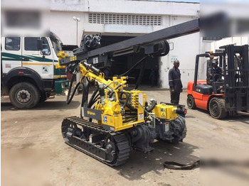 Машина за бушење EPIROC