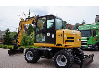 Багер на тркала TEREX