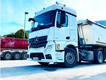 Камион влекач MERCEDES-BENZ Actros 1851