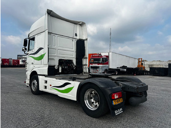 Камион влекач DAF XF 440 SSC, Full spoilers: слика 4