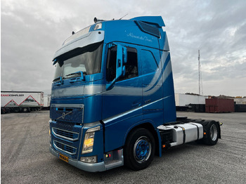 Камион влекач VOLVO FH 460