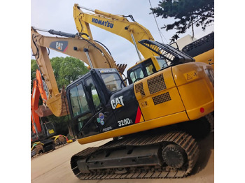 Багер гасеничар CATERPILLAR 320D2