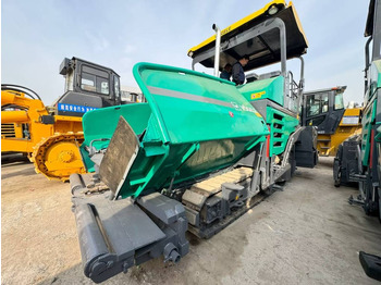 Асфалтен поплочувач VÖGELE