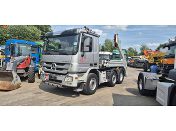 Камион за подигање контејнери MERCEDES-BENZ