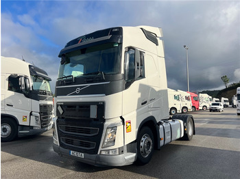 : фотографија на заглавието