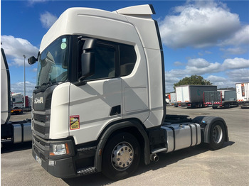 Камион влекач SCANIA R 450