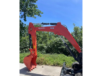 Мини багер Kubota KX163: слика 3
