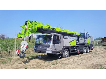 Мобилен кран Zoomlion ZTC300V Crane: слика 3
