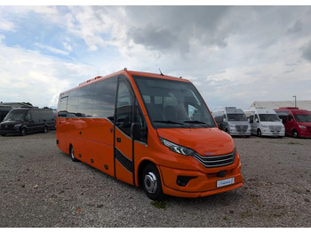 Нов Патнички вагон автобус Iveco Daily: слика 2