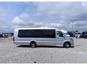 Нов Минибус, Патничко комбе Mercedes-Benz Sprinter 519: слика 3
