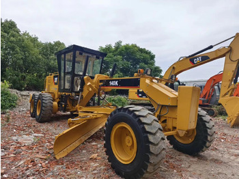 Порамнувач CATERPILLAR 140K