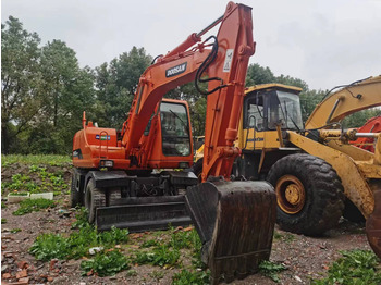 Багер на тркала DOOSAN DH150W-7