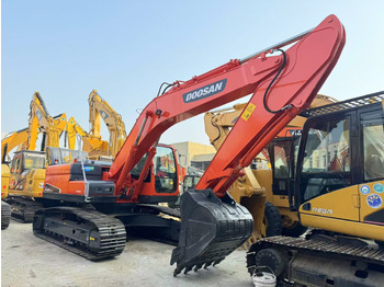 Багер гасеничар DOOSAN DX225