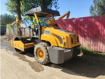 Компактор XCMG XS60J