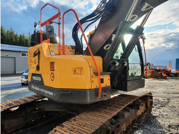 Лизинг на Volvo ECR235EL Volvo ECR235EL: слика 3 Лизинг на Volvo ECR235EL Volvo ECR235EL: слика 3