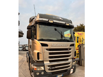 Камион влекач SCANIA R 420