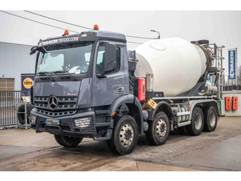 Камион миксер за бетон LIEBHERR