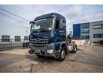 Камион влекач MERCEDES-BENZ Actros 1843