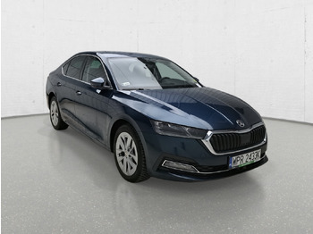 Автомобил ŠKODA