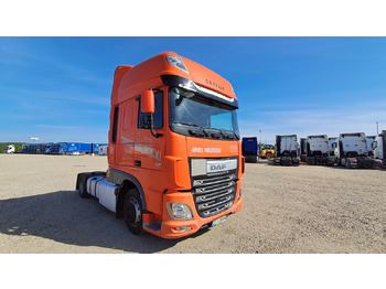 Камион влекач DAF XF 460