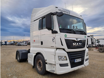 Камион влекач MAN TGX