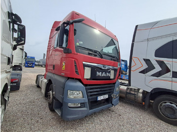 Камион влекач MAN TGX