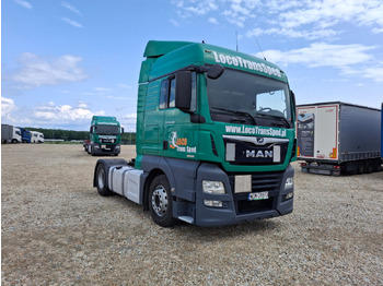 Камион влекач MAN TGX