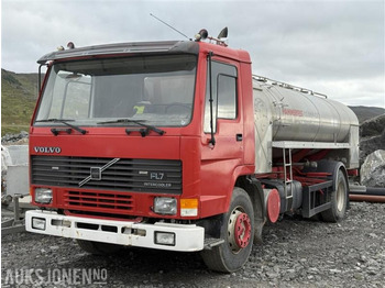 Камион цистерна VOLVO FL7