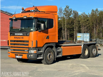 Камион со кука за подигање SCANIA R144